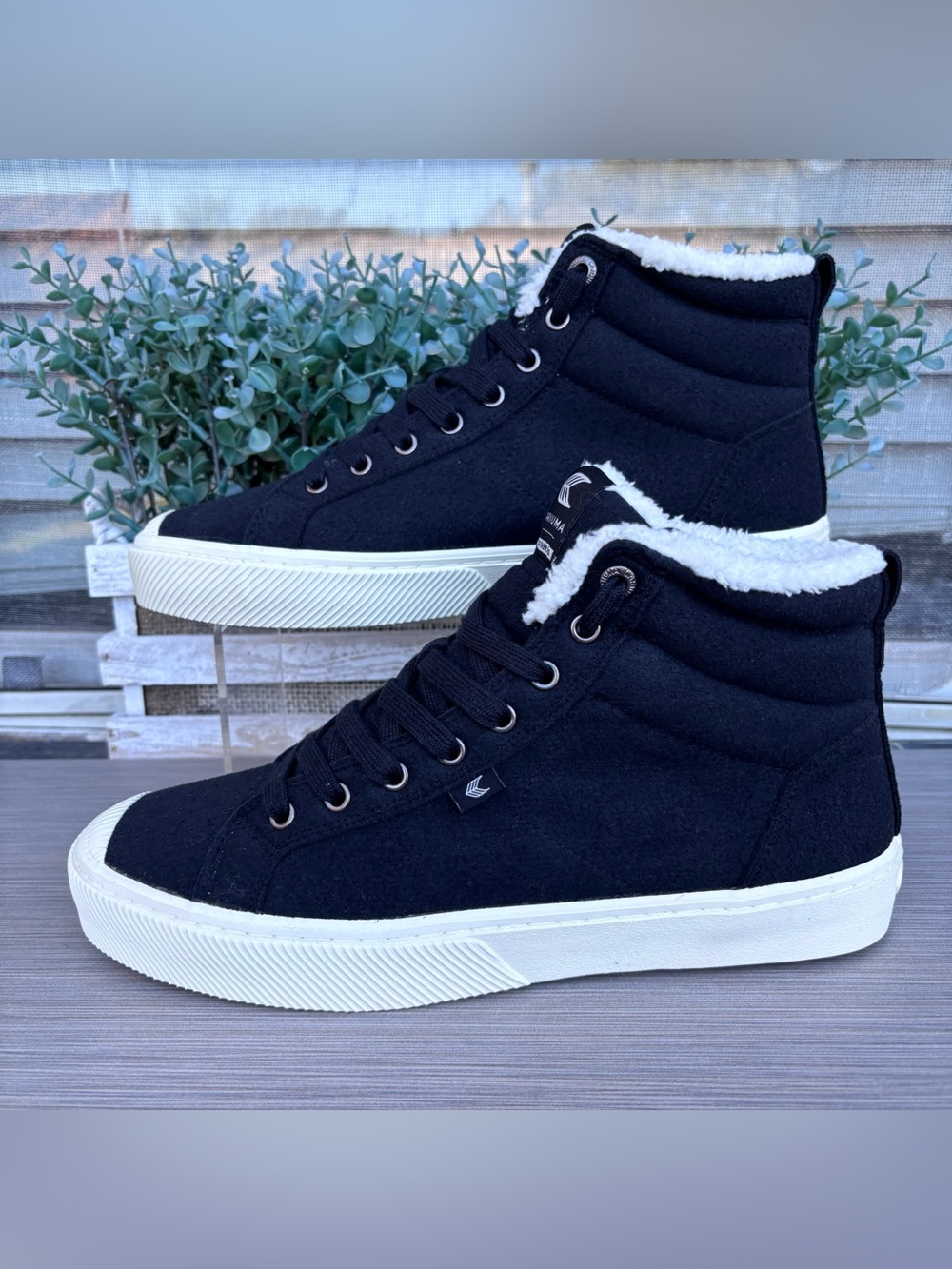 Cariuma OCA High Therma Black Vegan Suede Boots